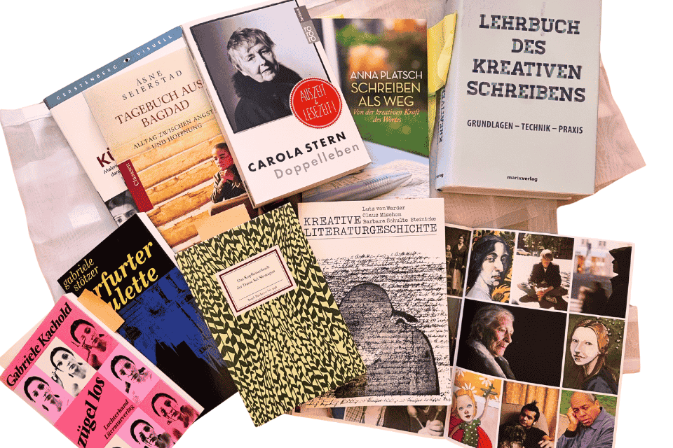 Bücher und Ratgeber zum kreativen Schreiben mit bunten, inspirierenden Frauenbildern.